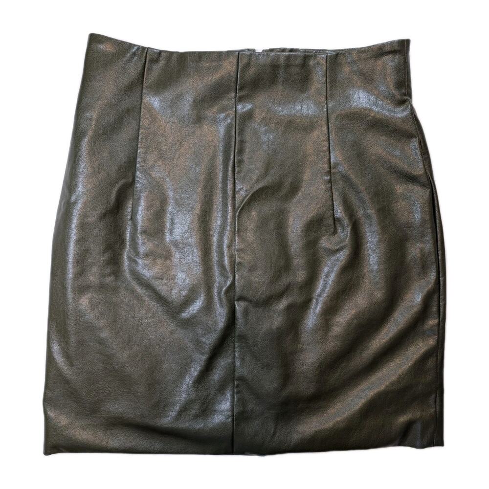 Anna Grace Faux Leather Mini Skirt Olive Green Lined Back Zip Size Small